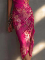 Vestido ceñido sin mangas con estampado floral fucsia