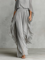 Conjunto gris de gasa: top de tirantes y pantalón
