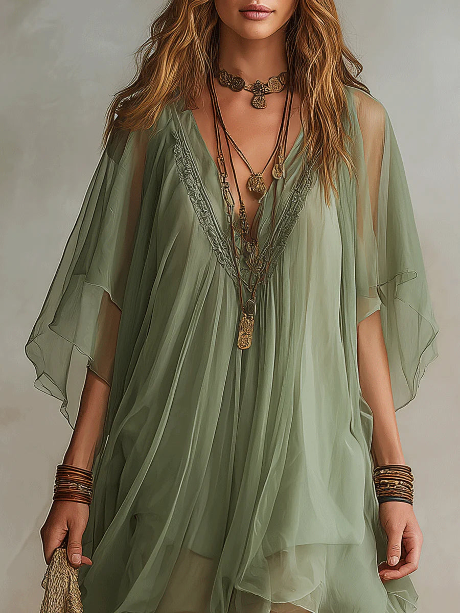 Vestido mini vaporoso verde de gasa con escote en V