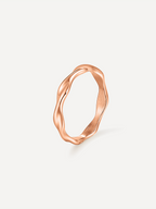 Anillo de Diseño Curvo Moderno