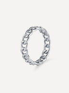 Anillo entrelazado elegante