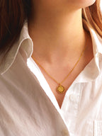 Collar Graceful Butterfly