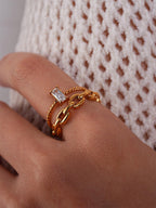 Anillo Pure Precious Twist Ring