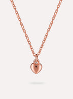 Collar con colgante de corazón de alivio